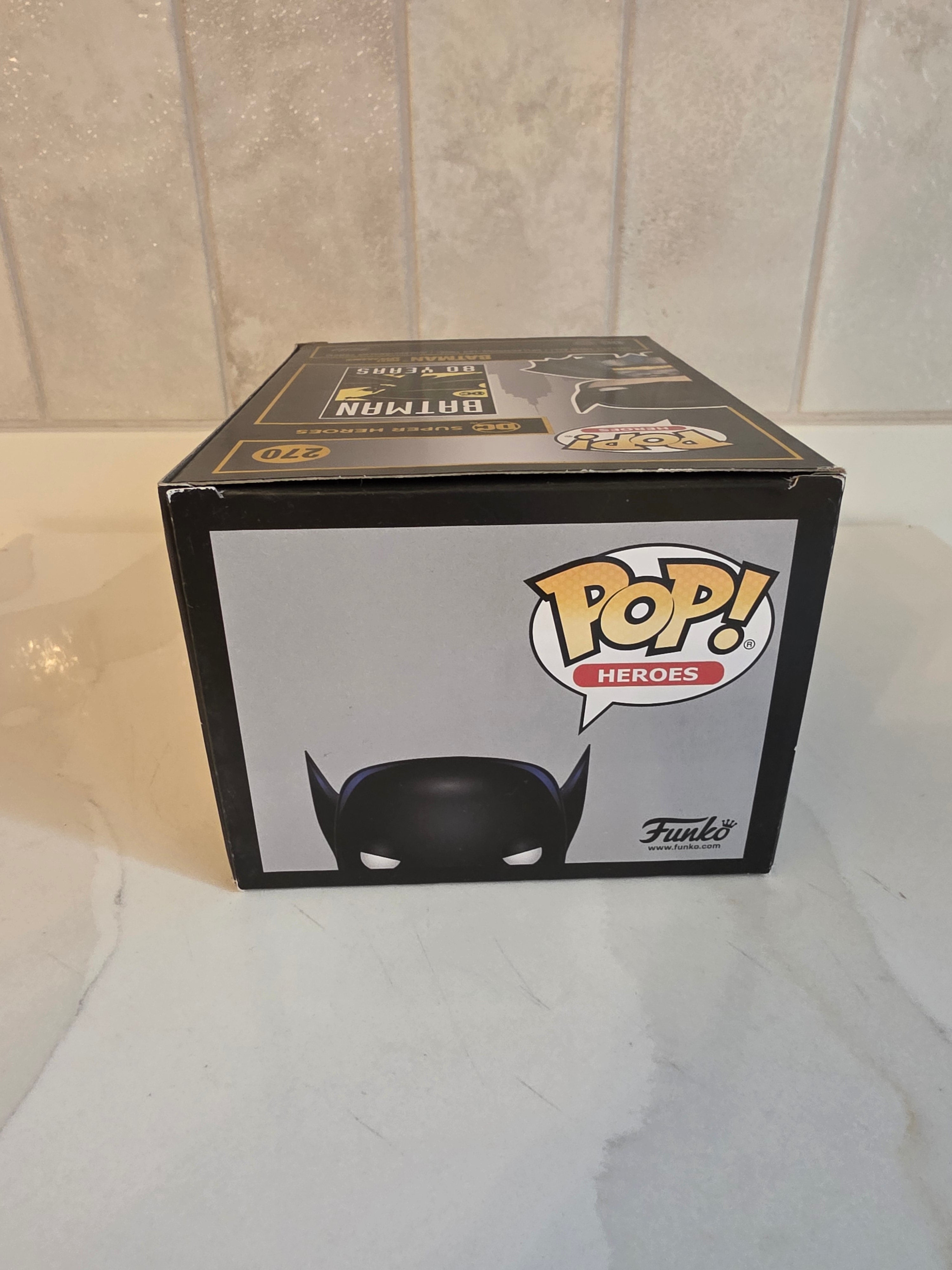 Funko Pop! Batman first appearance 270 (pre-owned)