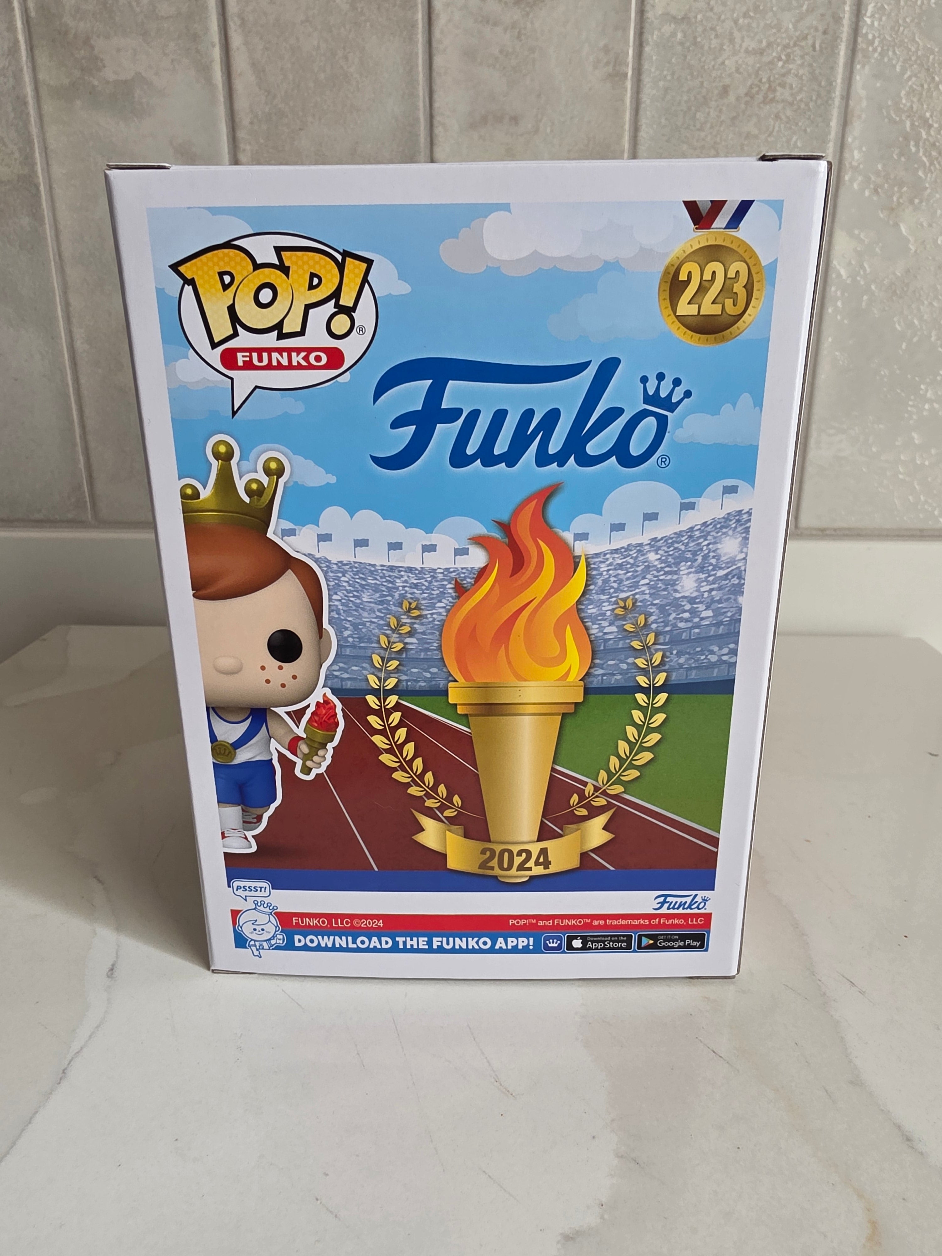 Funko Pop! Freddy Funko Tourch Bearer 223 (pre-owned)