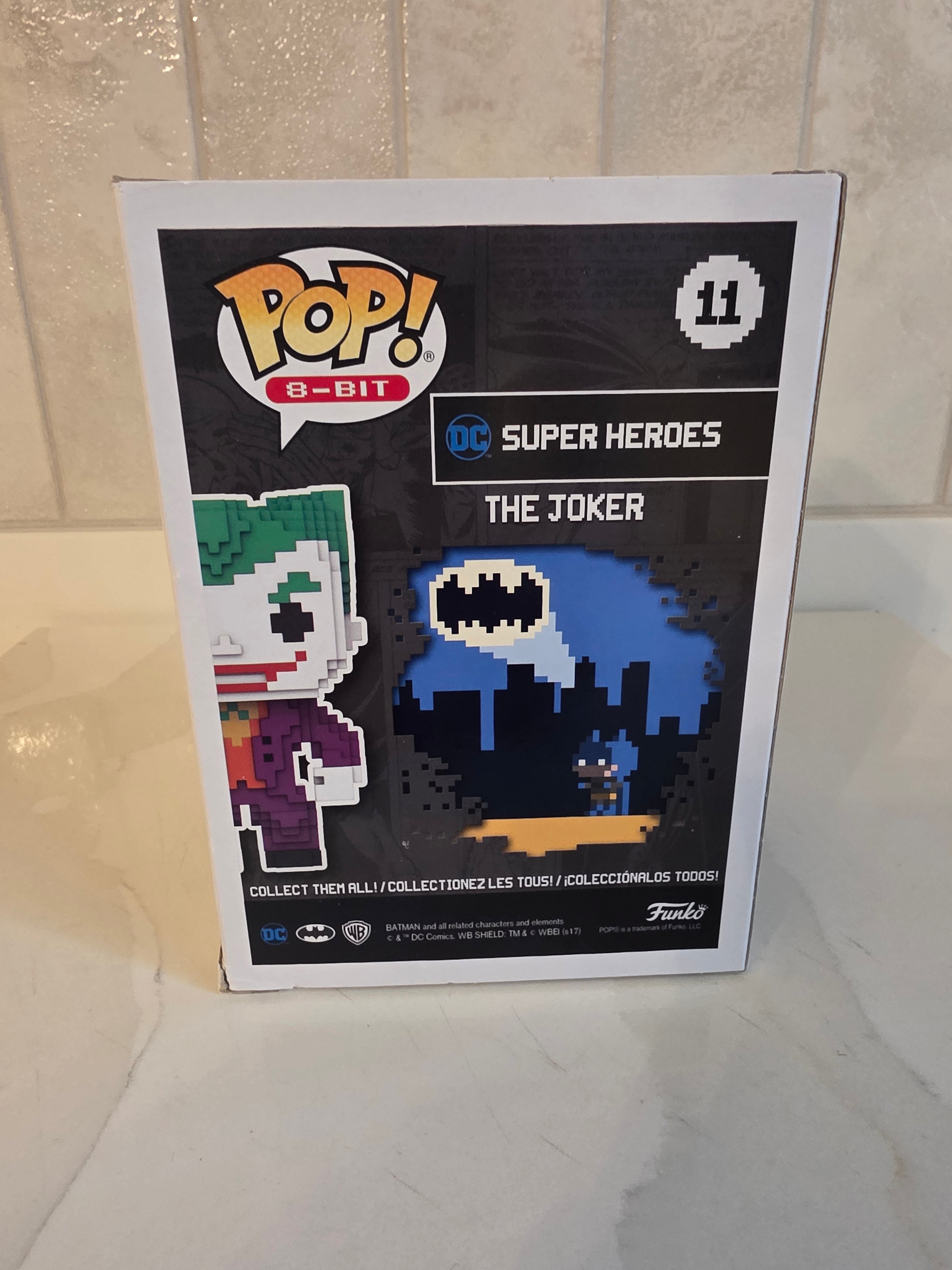 Funko Pop! 8-bit The Joker 11 (pre-owned)