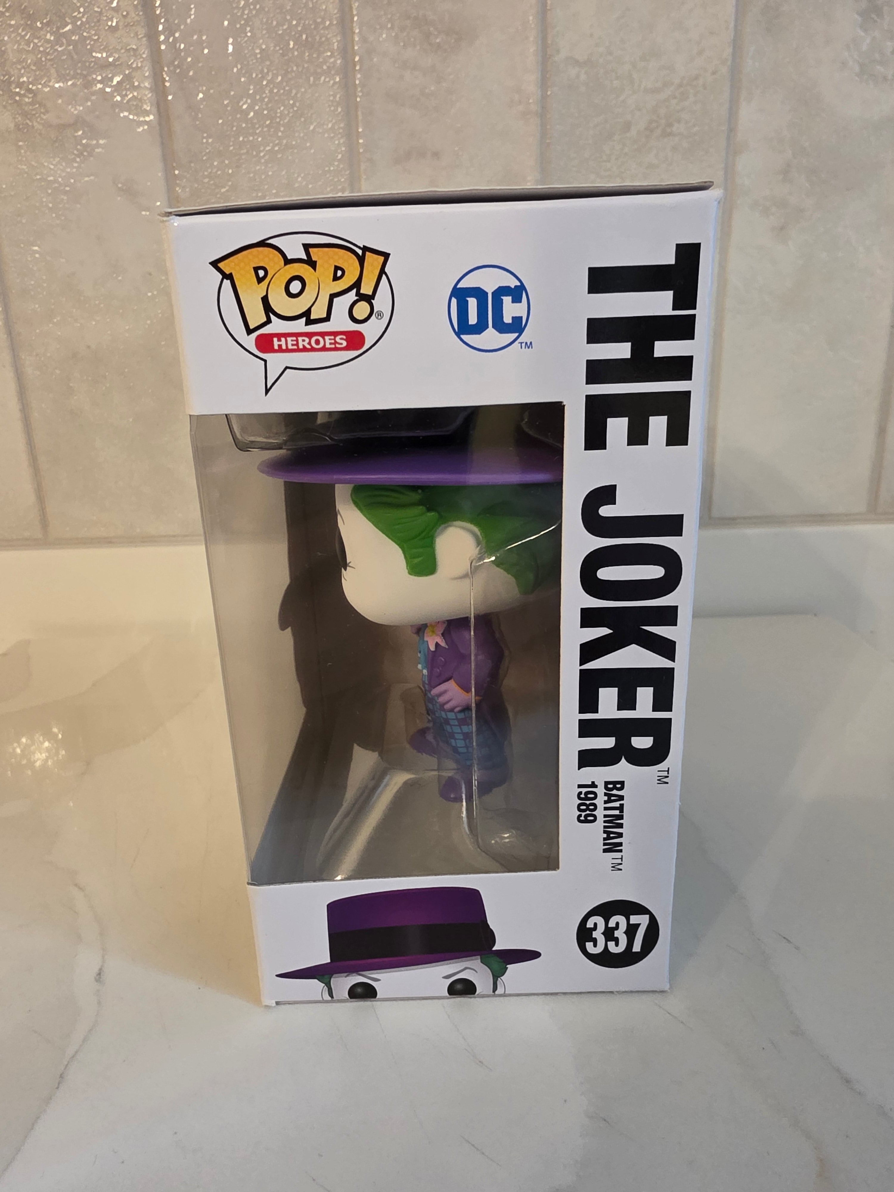 Funko Pop! The Joker 337 (pre-owned)