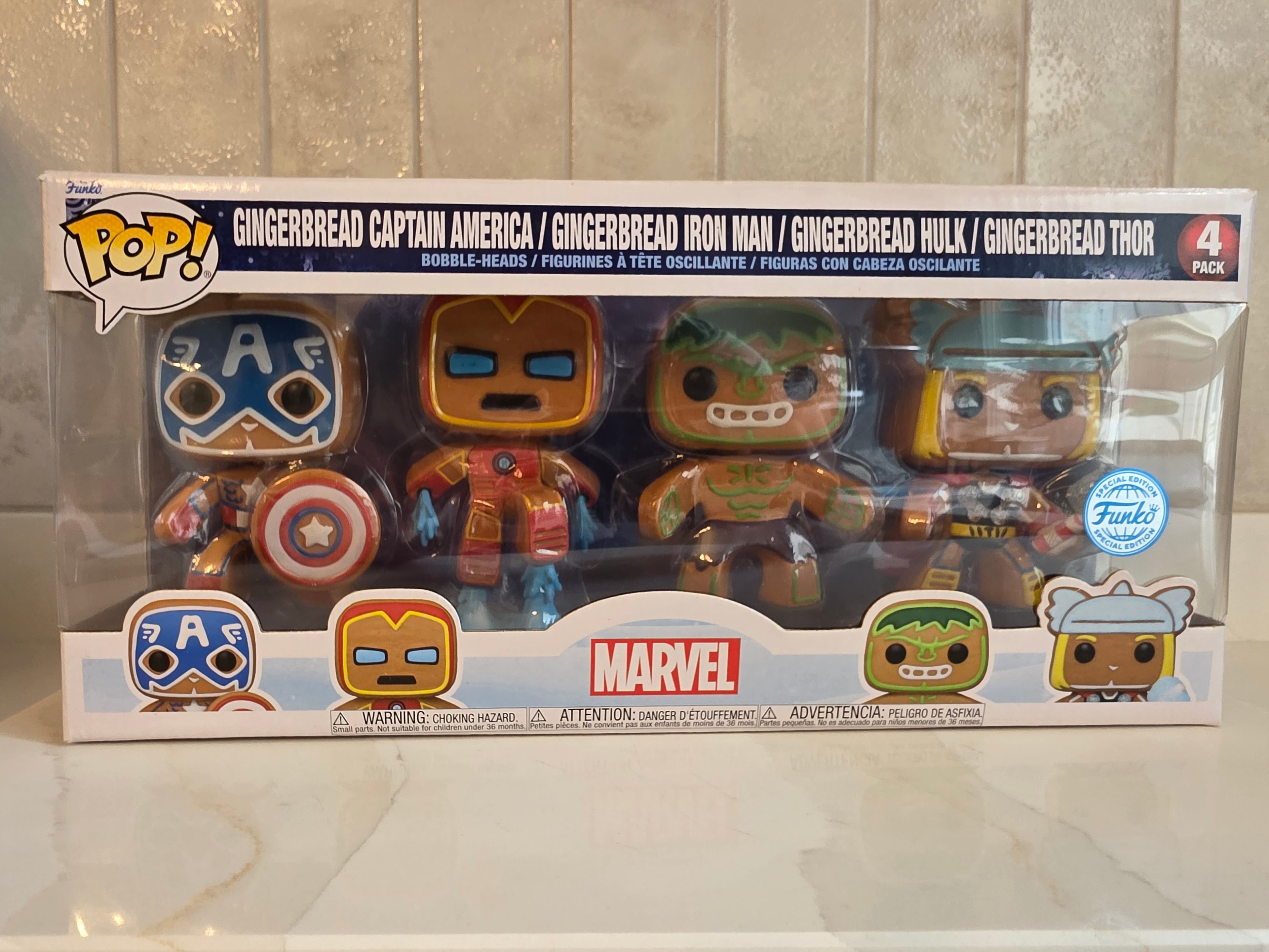 Funko Pop! 4-pack Gingerbread Captain America / Iron man / Hulk / Thor (pre-owned)