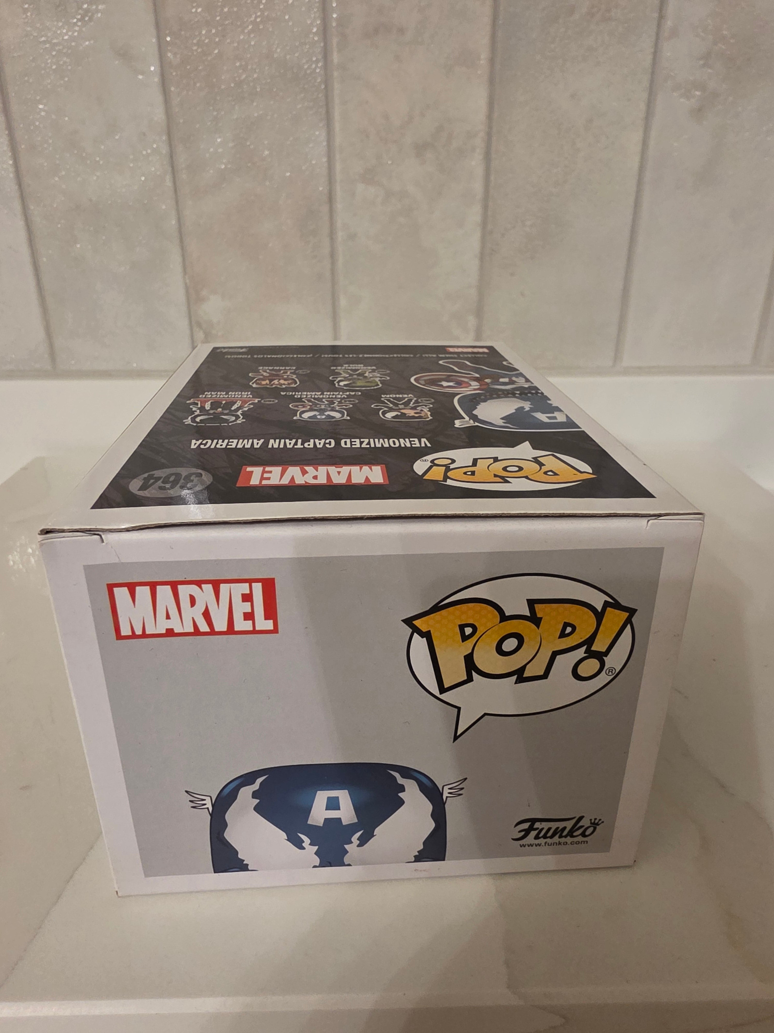Funko Pop! Marvel Venomized Captain America 364 (pre-owned)