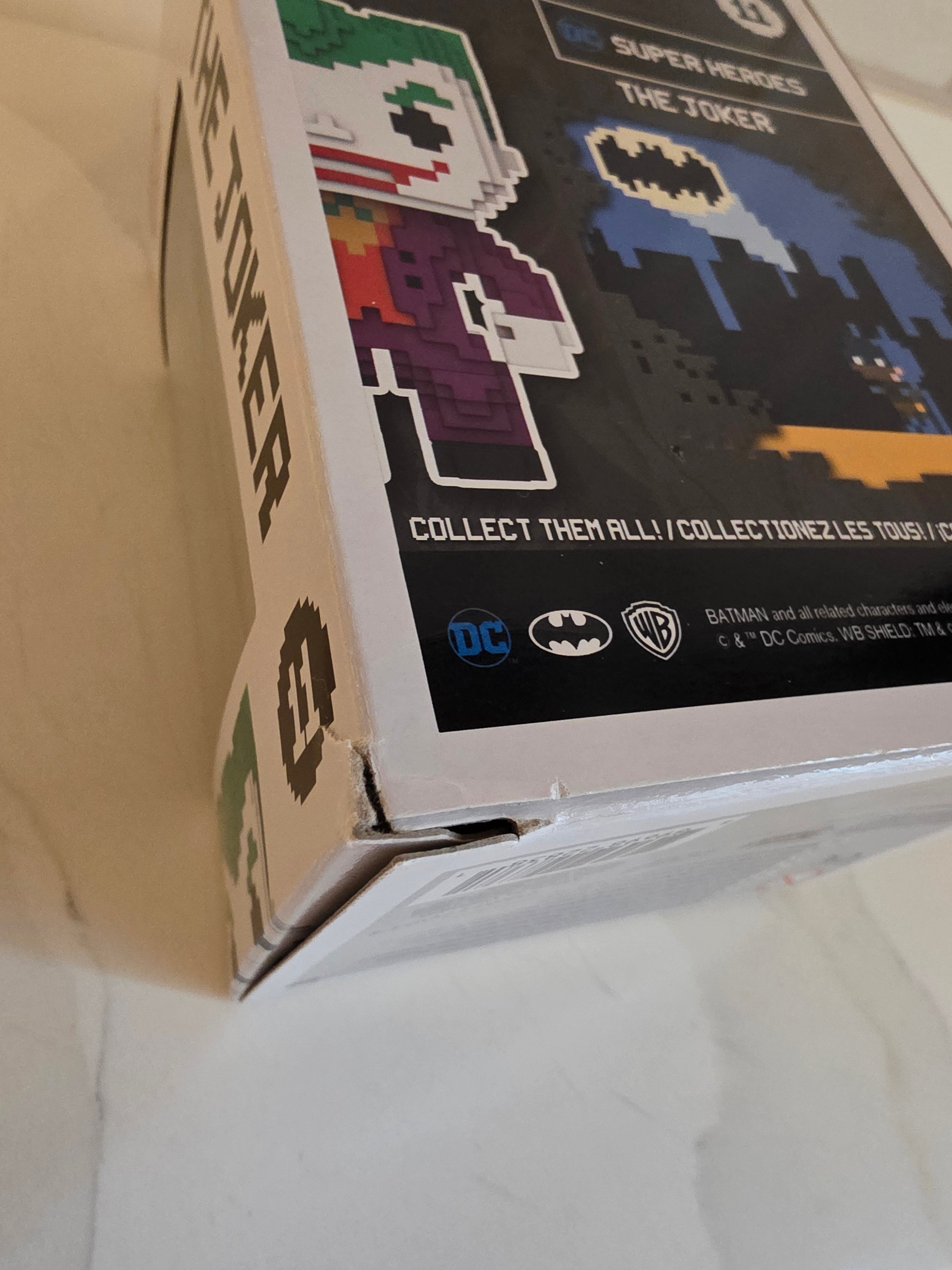 Funko Pop! 8-bit The Joker 11 (pre-owned)