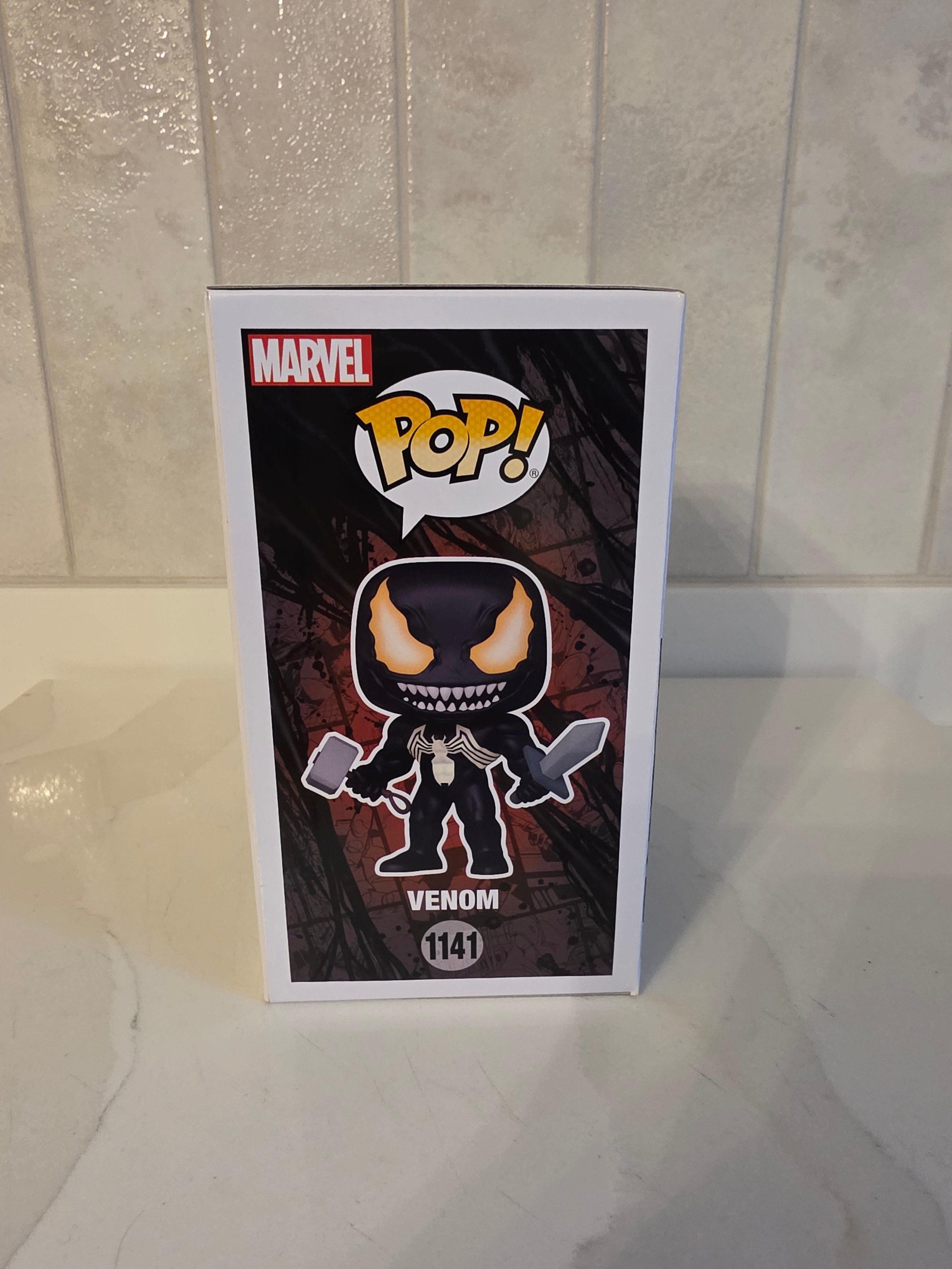 Funko Pop! Marvel Venom 1141 (glow in the dark) (pre-owned)