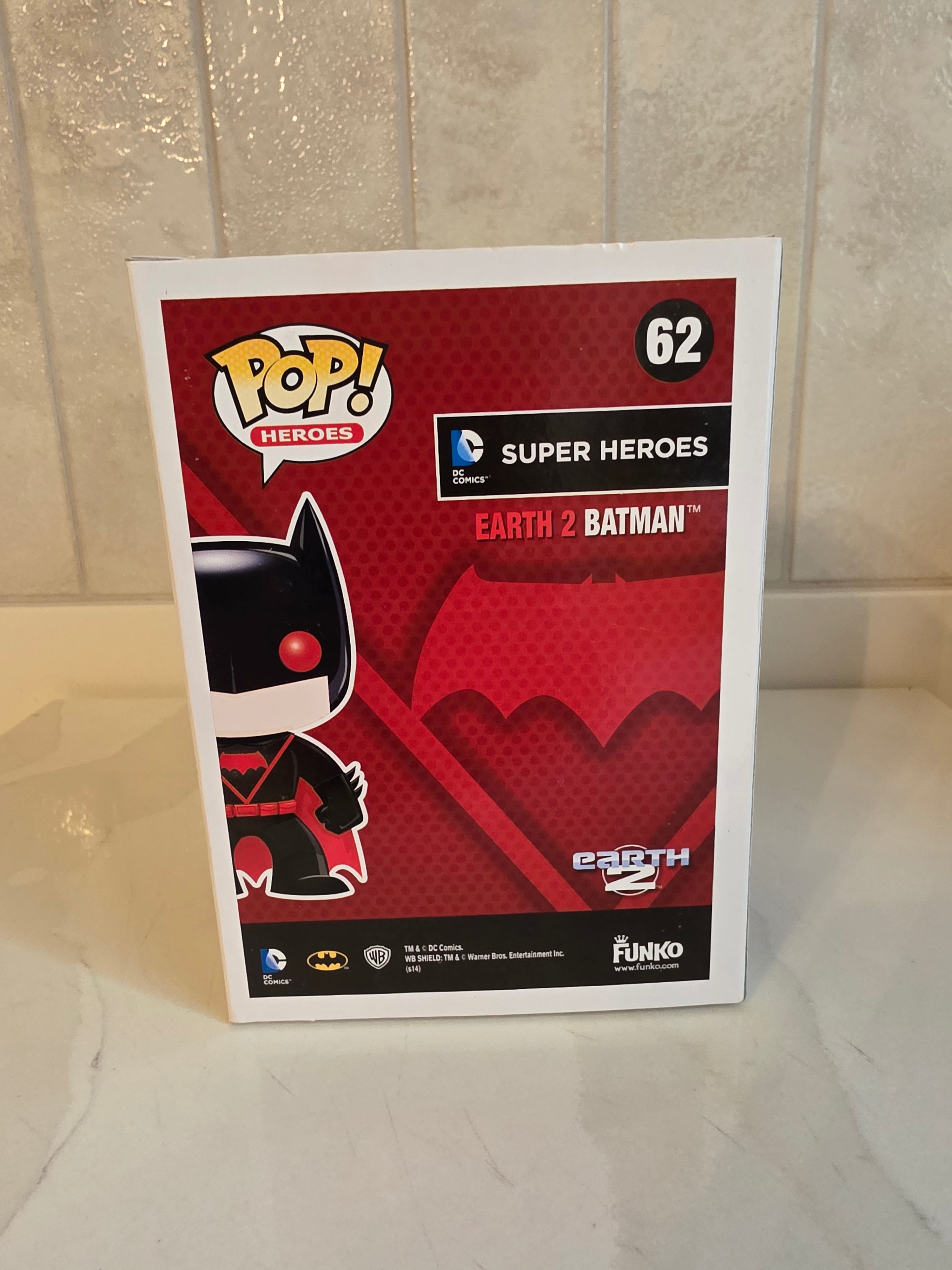 Funko Pop! Earth 2 Batman 62 (pre-owned)