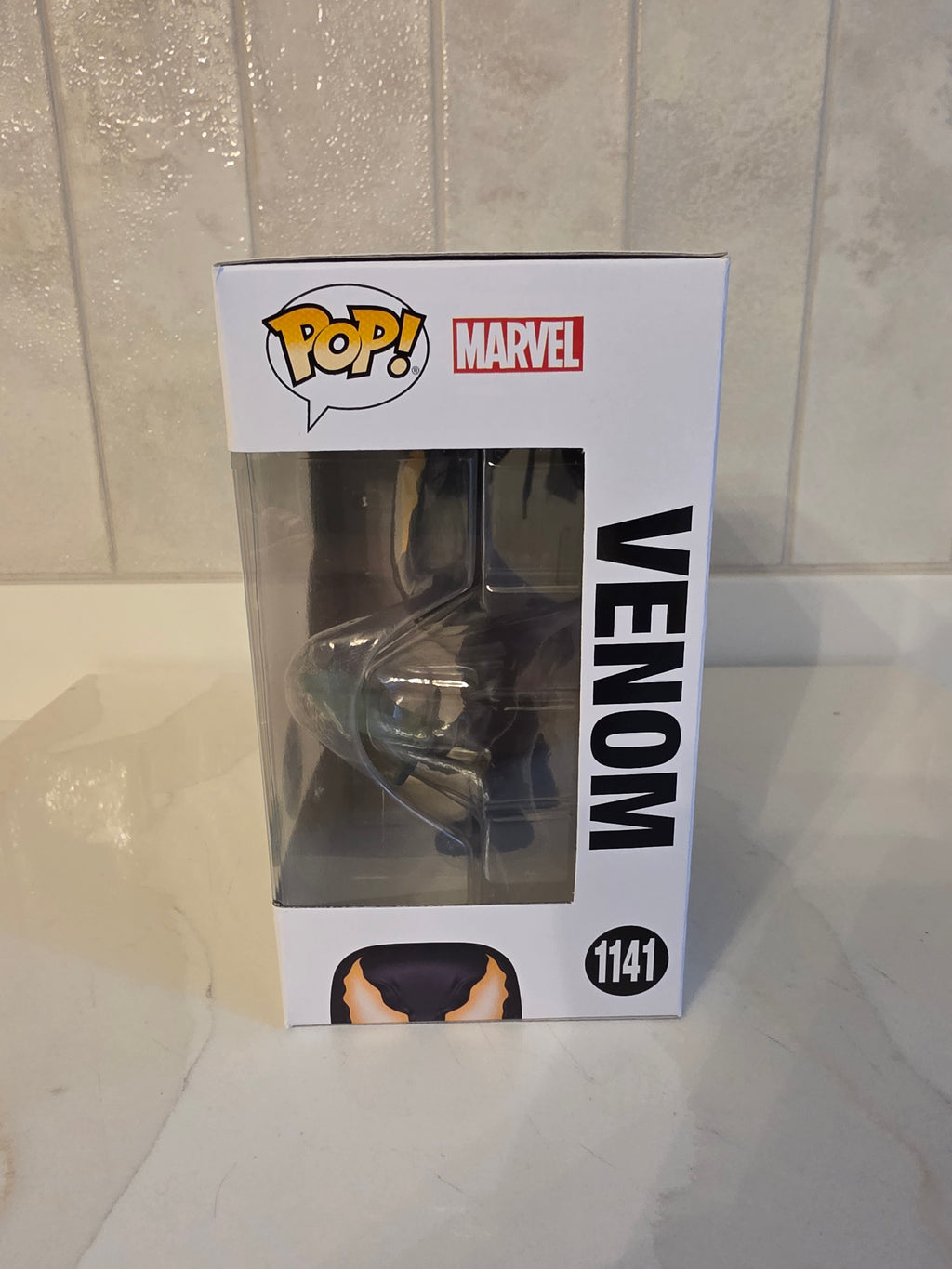 Funko Pop! Marvel Venom 1141 (glow in the dark) (pre-owned)
