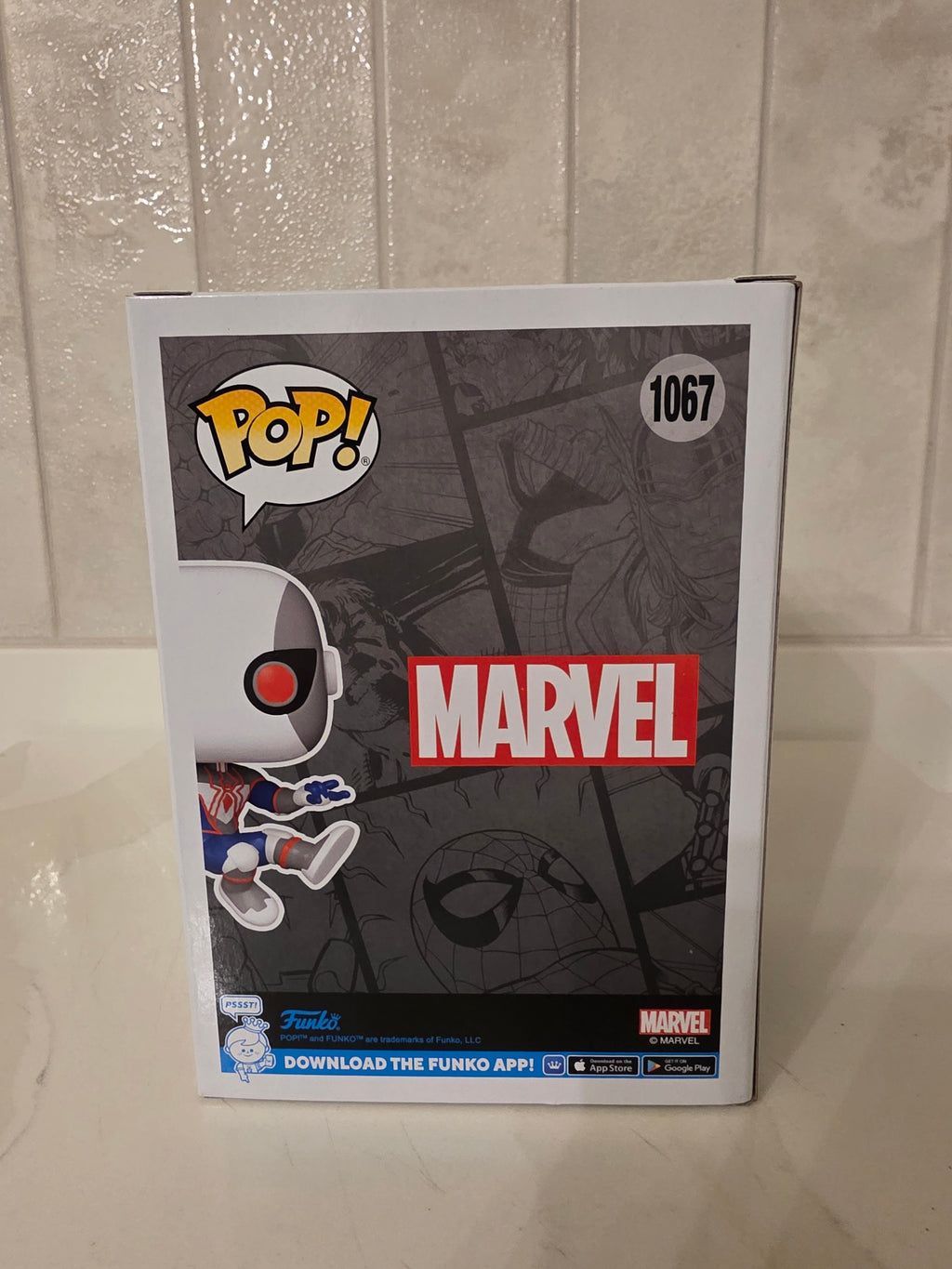 Funko Pop! Marvel Spider-man (bug-eyes armor) 1067 (pre-owned)